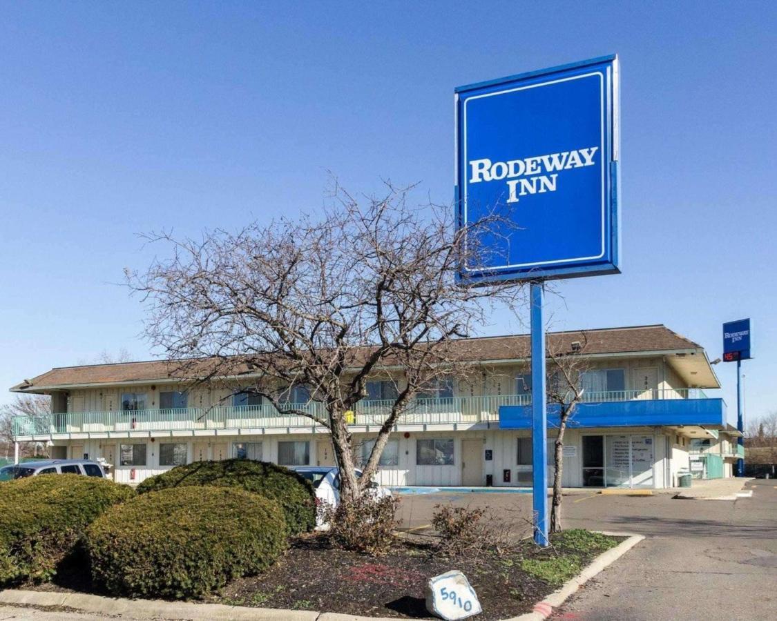 Rodeway Inn Columbus Exterior photo